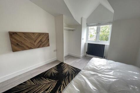 Room 3.jpg