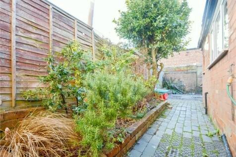 Courtyard garden