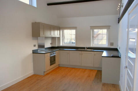 Ashdown House, Library Way, Uckfield, East Sussex photo 3