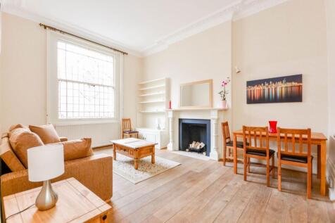 1-bed flat on Queens Gate Gardens, South Kensington, London, SW7, £3,700/mo