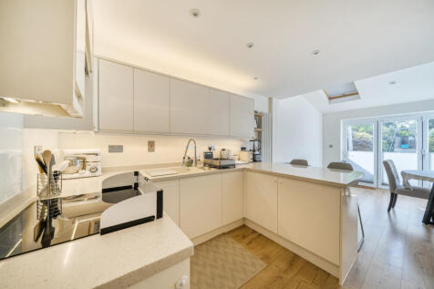 1350485-12-68c047...