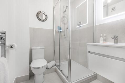 En Suite Shower Room