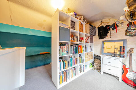 1386520-22-6931a5...