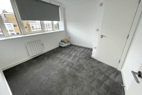 Perrymount Road, Haywards Heath,  photo 4