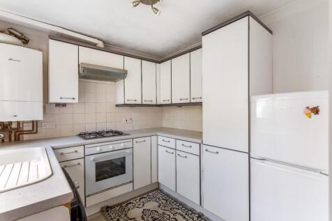 kitchen (2).jpg