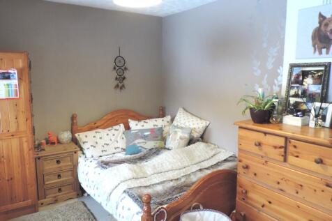 Rushfield, Potters Bar photo 4