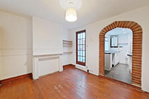 Dining Room_pe.jpg
