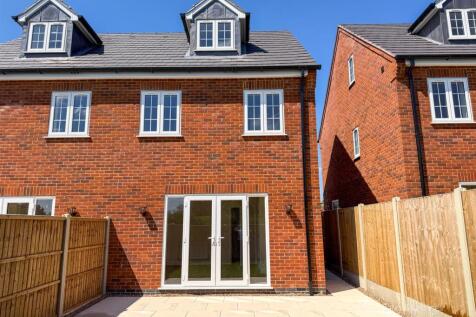 26 Stanton Cl Desb.jpg