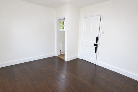 Days Lane, Brentwood, Essex, CM15 photo 3