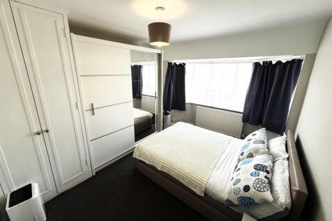 Bedroom.jpeg
