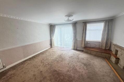 Hillside Avenue, Blackburn photo 3