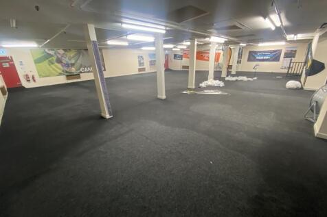 Retail Property (high street) to rent Image 11
