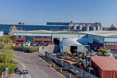 8641574-exterior07-800.jpg