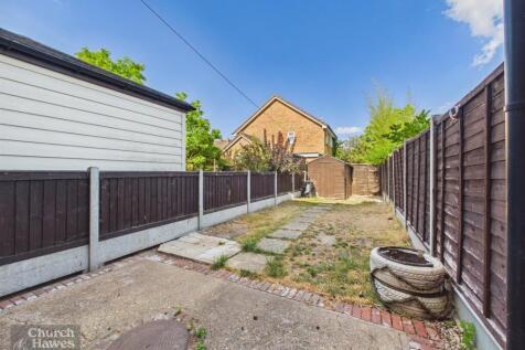 Curlew Close, Heybridge photo 3