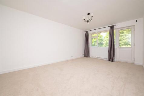 Cumberland Court, Carlisle Avenue, St. Albans, Hertfordshire, AL3 photo 3