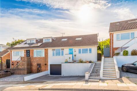 49 Westdene Drive-1.jpg