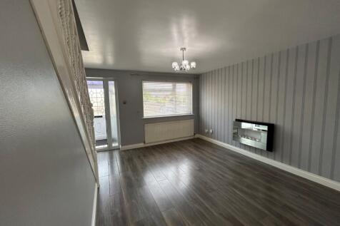 New Bank Street, Morley, Leeds, West Yorkshire, LS27 photo 4