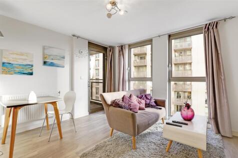 MBLewisham - Roma Corte -25.jpg