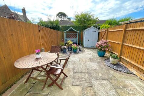 5 The Limes Garde...