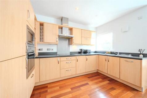 Sandringham House, 501 Harrogate Road, Leeds, West Yorkshire photo 3