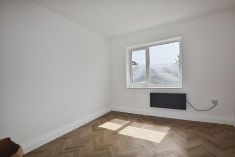 6f428a79-Bedroom ...