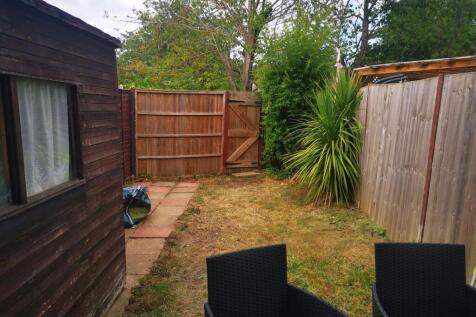 Chawston Close, Eaton Socon, PE19 photo 4