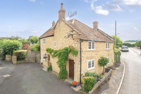 Crewkerne, TA18 - property photo