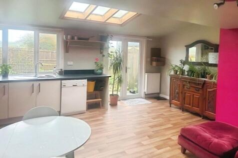 Totnes, TQ9 - property photo