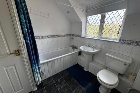 bathroom.jpeg