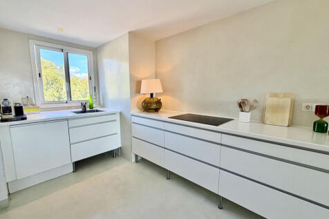 Package Property Icon Properties For Sale in La Duquesa, Spain | Rightmove