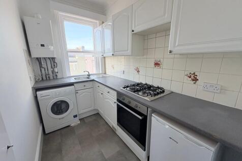Madeira Place, Brighton, BN2 photo 3