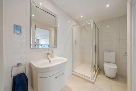 12-9f5480864 - NS...