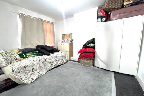 3 Bedroom Terraced