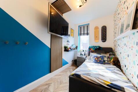 Bedroom.jpg