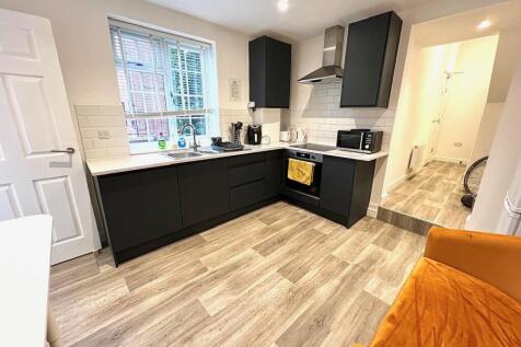 Deansgrove, Grimsby, DN32 photo 3