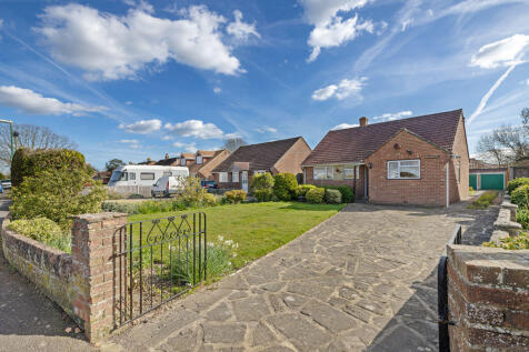 Chichester, PO18 - property photo