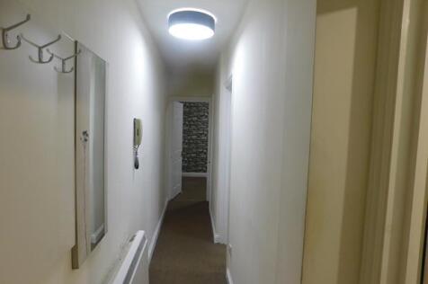 Flat 3 Victoria House Hallway (2)