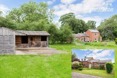 Louth, LN11 - property photo