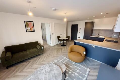Lounge/Kitchen