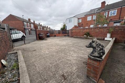 Kilnhurst Road, Rawmarsh photo 4