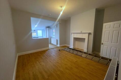 Kings Road, Ashton Under Lyne,  photo 3