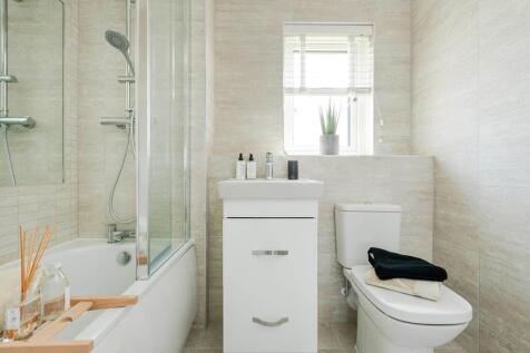 Family bathroom of the Shilford