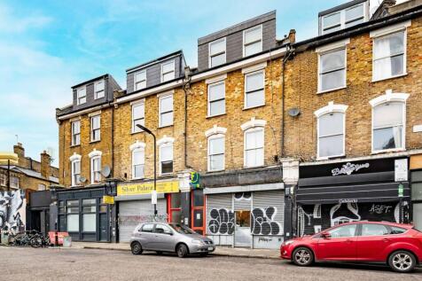 London, N5 - property photo