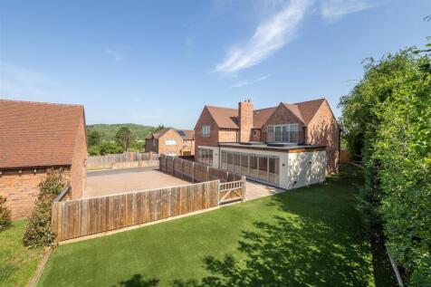 Side Elevation &amp; Garden