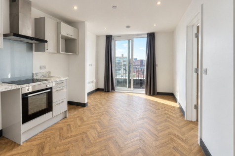 1-bed flat on Byron Street, Leicester, £795/mo