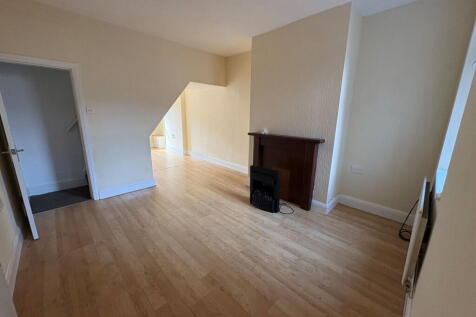Beech Street, Barrow-in-furness, LA14 5EB photo 5