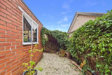 side garden.jpg