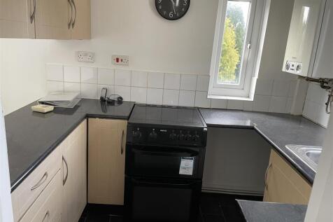 Cinnamon Court, Penwortham, Preston photo 3