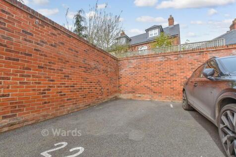 Driveway/Parking