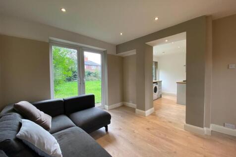 Littler Avenue, Chorlton, Manchester photo 3